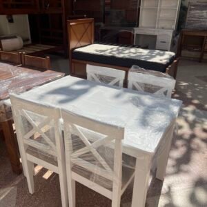 Table cuisine 4 chaises 01